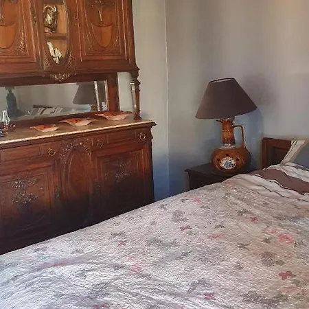 Chateau Mano * Maire-l'Evescault